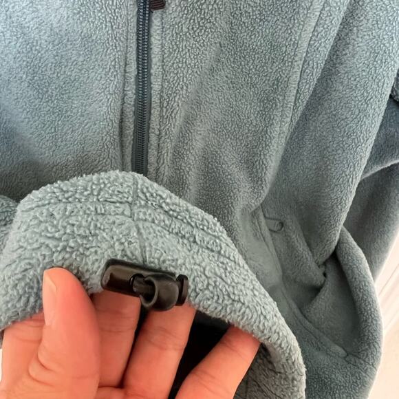 COLUMBIA Women’s Fleece Jacket. Size M - Picture 8 of 8